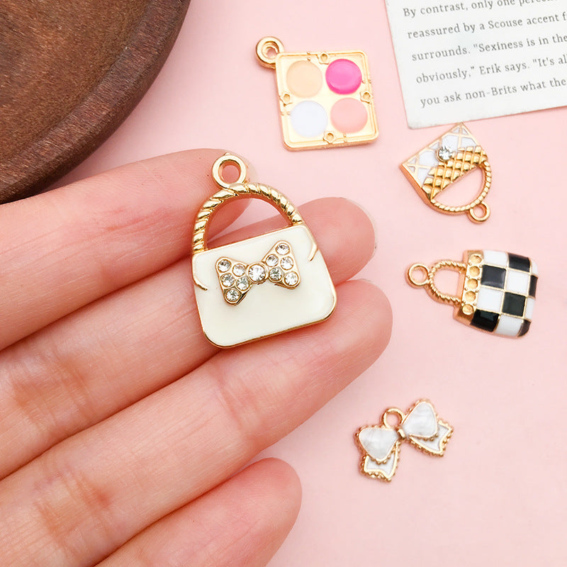 Wholesale Personalized Alloy Oil Dripping Pearl Eye Shadow Flower Perfume Bottle Diy Necklace Pendant Accessories